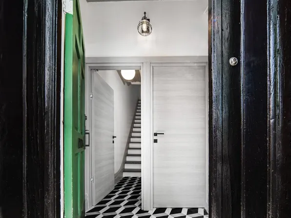 21-53 45th Road image 18 of 20