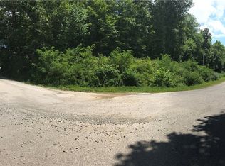 Tracewell Rd, Mineral Wells, WV 26150