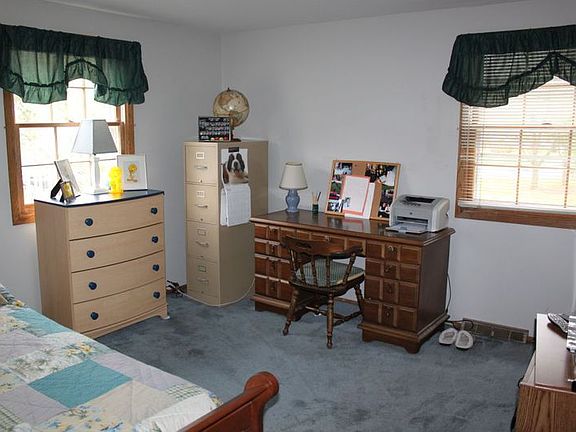 4th image of W68N965 Cambridge Ct