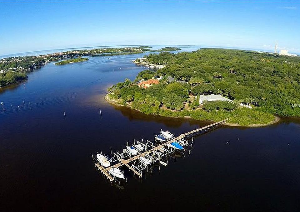 Meyers Cove dock