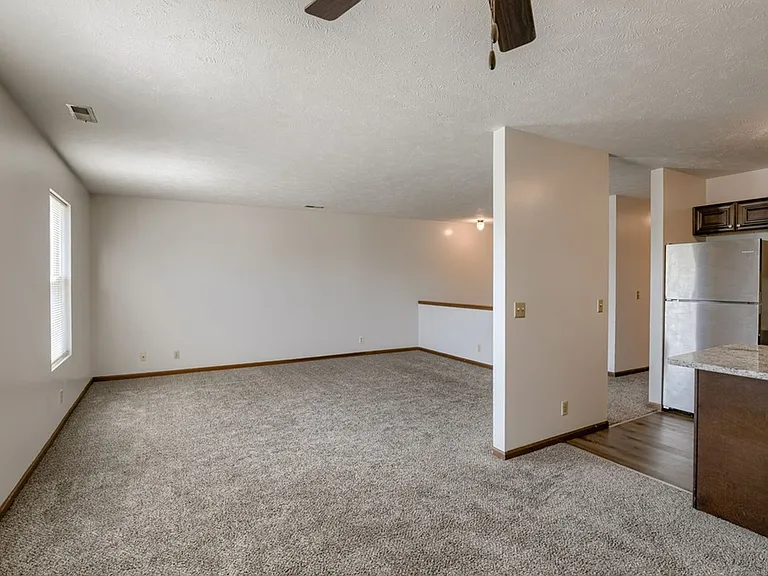 2941 NW 8th St — Photo 10