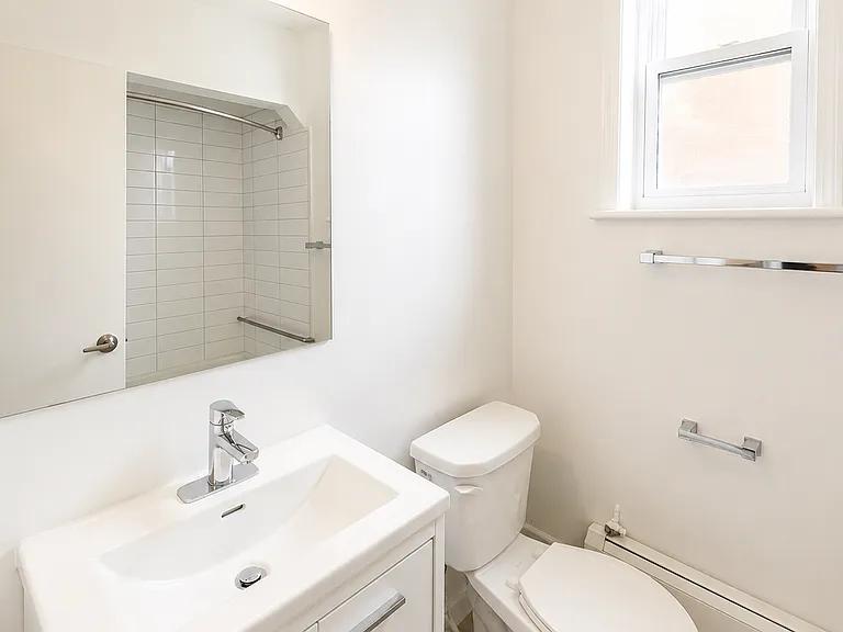 310 Speedvale Ave E — Photo 10