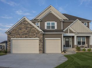 12825 Lake Vista Ln, Champlin, MN 55316