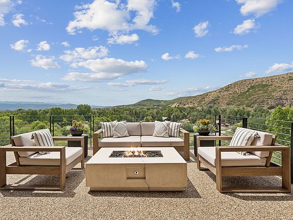 2nd image of 1400 E Weber Wild Rd