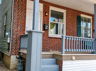 35 W 6th St, Mount Carmel, PA 17851