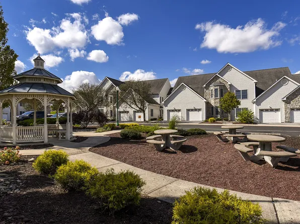 Springhouse Townhomes