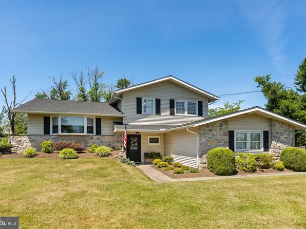 937 Langdon Ave, Horsham, PA 19044