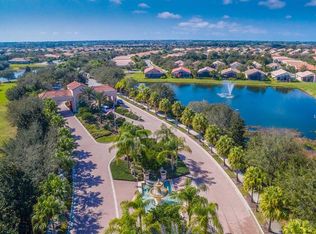 6534 42nd St E, Sarasota, FL 34243
