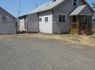 1828 Kintyre St, Eugene, OR 97402