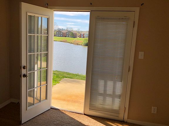 3rd image of 1138 Saint Andrews Ln