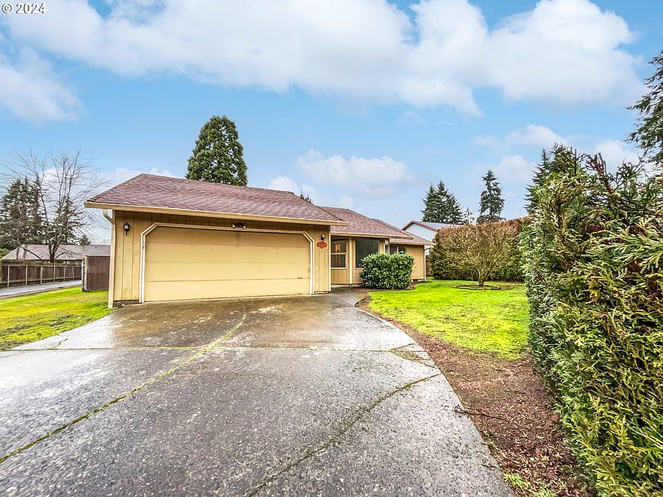 1st image of 2217 NE 93rd Ct