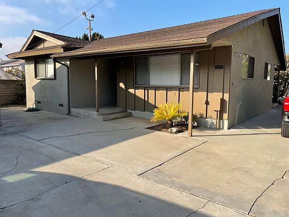 For Rent: $3,300 (3 beds, 1-3/4 bath, 1,500 square feet)