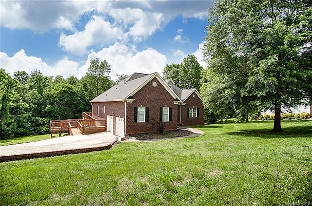 1st image of 5223 Hickory Knoll Ln