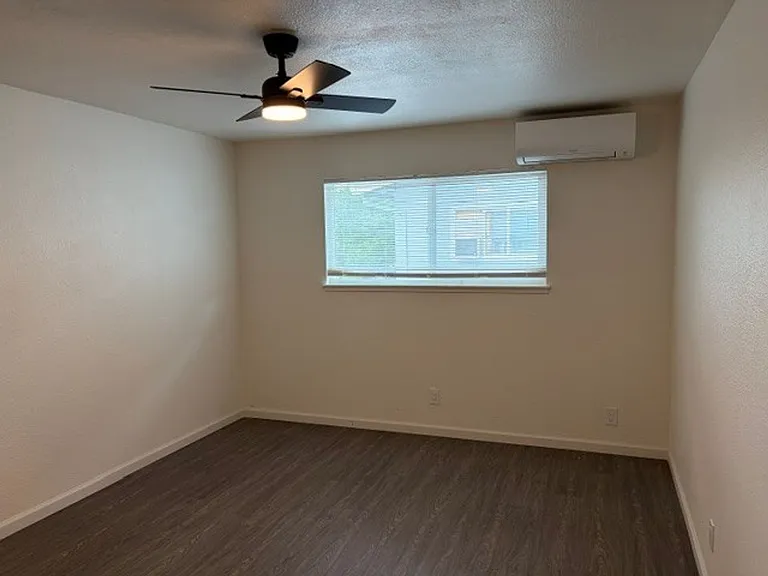 1813 Piedmont Way — Photo 7