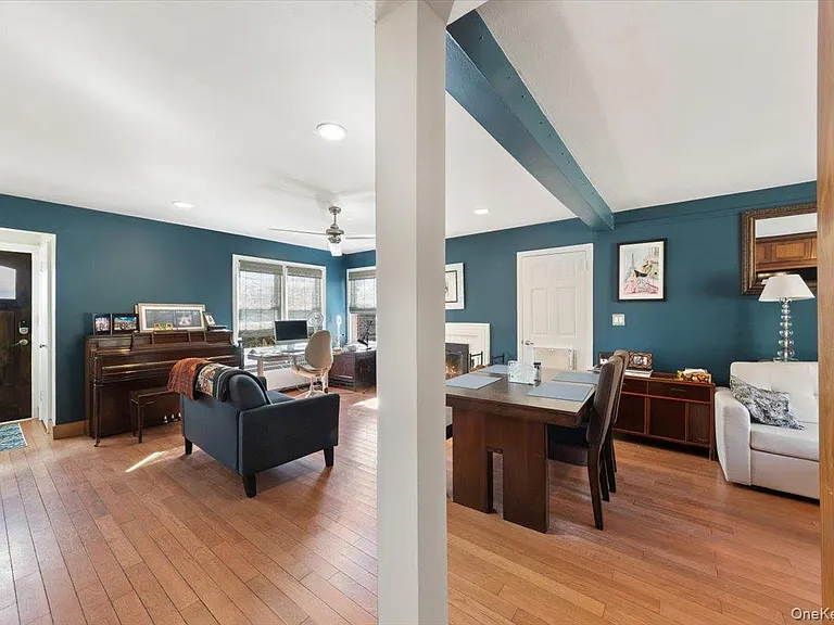 10 Taft Ln — Photo 5