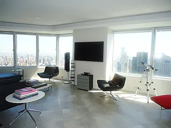 Rented by Sotheby's International Realty