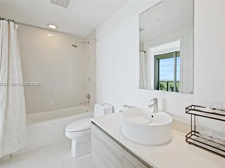 121 NE 34th St #2314 — Photo 25