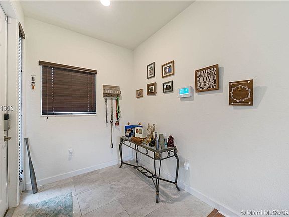 5th image of 259 SE 31st Ter