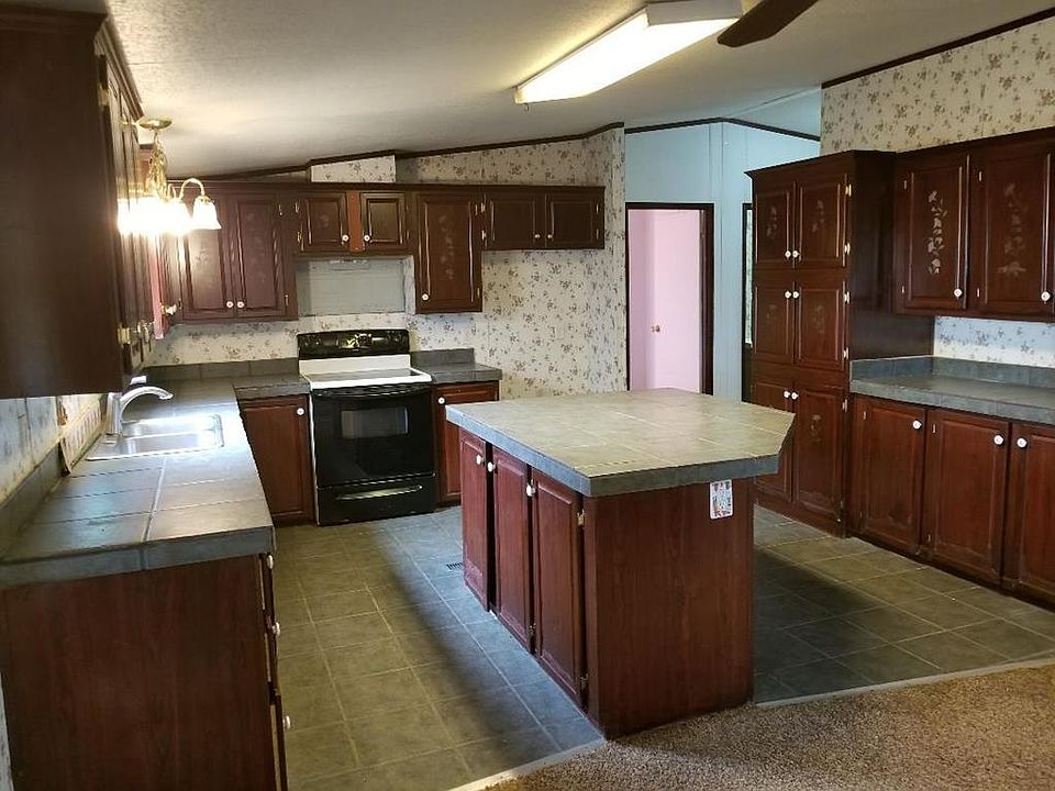 1st image of 13974 S Quartz Ave