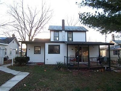 2nd image of 76 S Pleasant St
