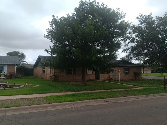 3rd image of 5502 1st St
