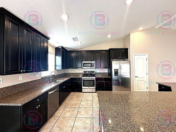 5th image of 1110 Saffron Woods Way