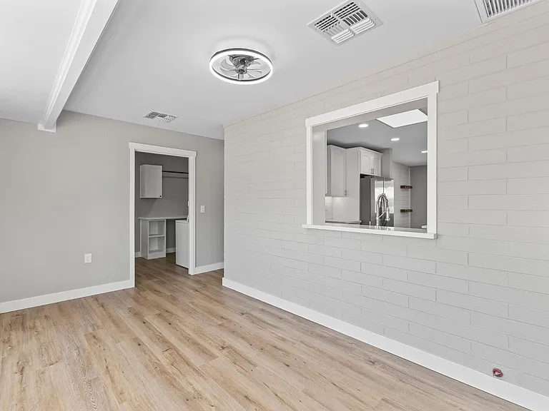 10423 W Monterosa Dr — Photo 17