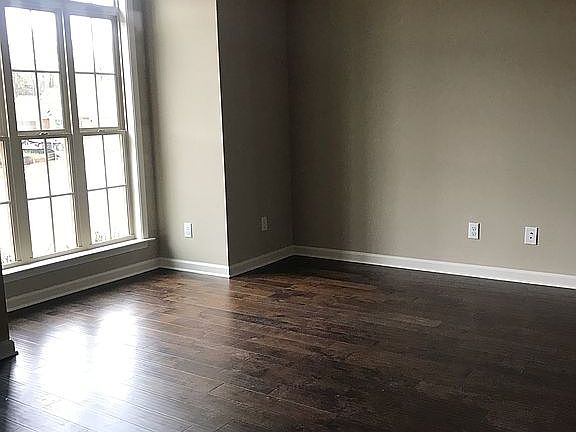 Den/formal dining room