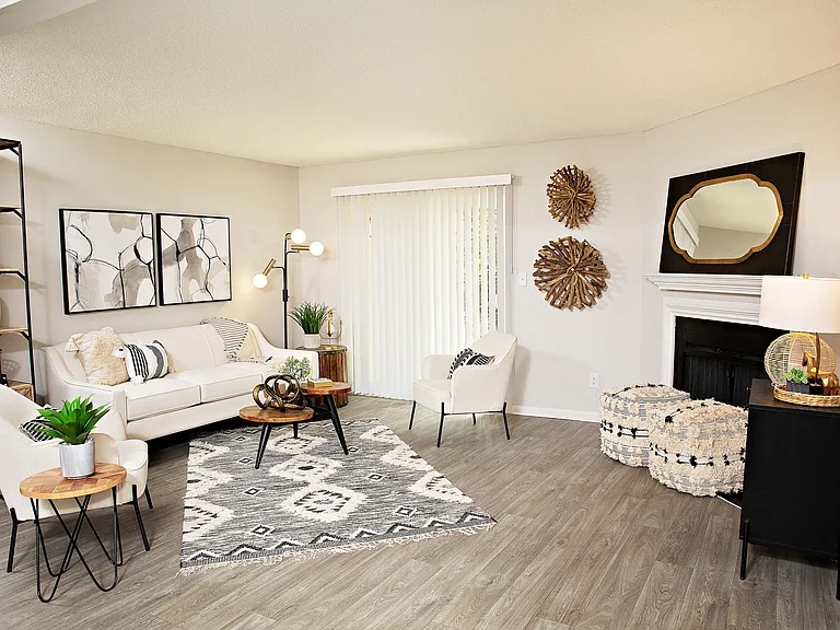 Dwell at Carmel — Photo 4