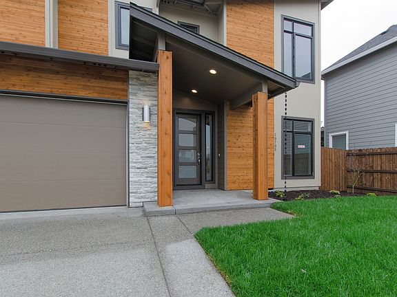 2nd image of 10708 NE 96th Ct