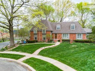 5040 W 97th St, Overland Park, KS 66207