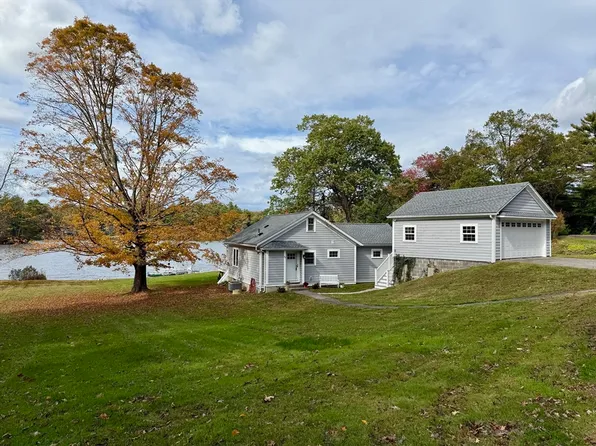 60 Beech St, Palmer, MA 01069