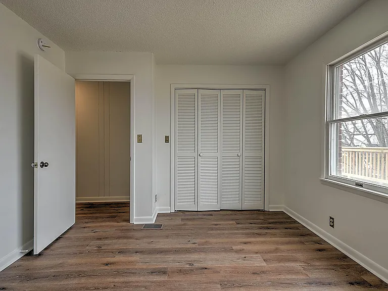 424 W Maple St #2 — Photo 11