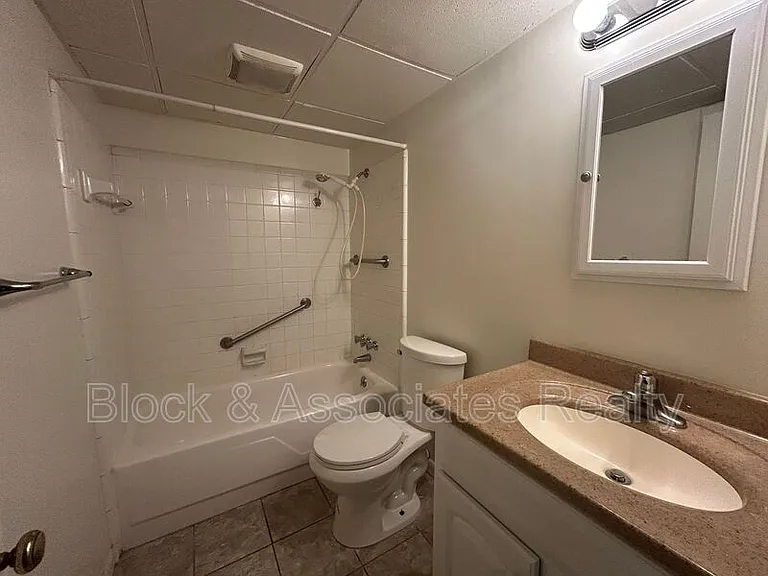 3824C W Country Club Rd — Photo 6