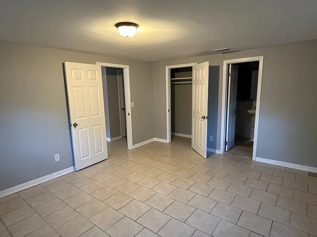 6412 New Kings Rd #2 — Photo 8