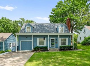 4933 Booth St, Westwood, KS 66205