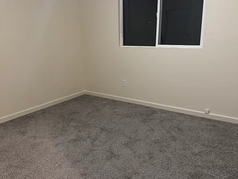 2429 Court St — Photo 14