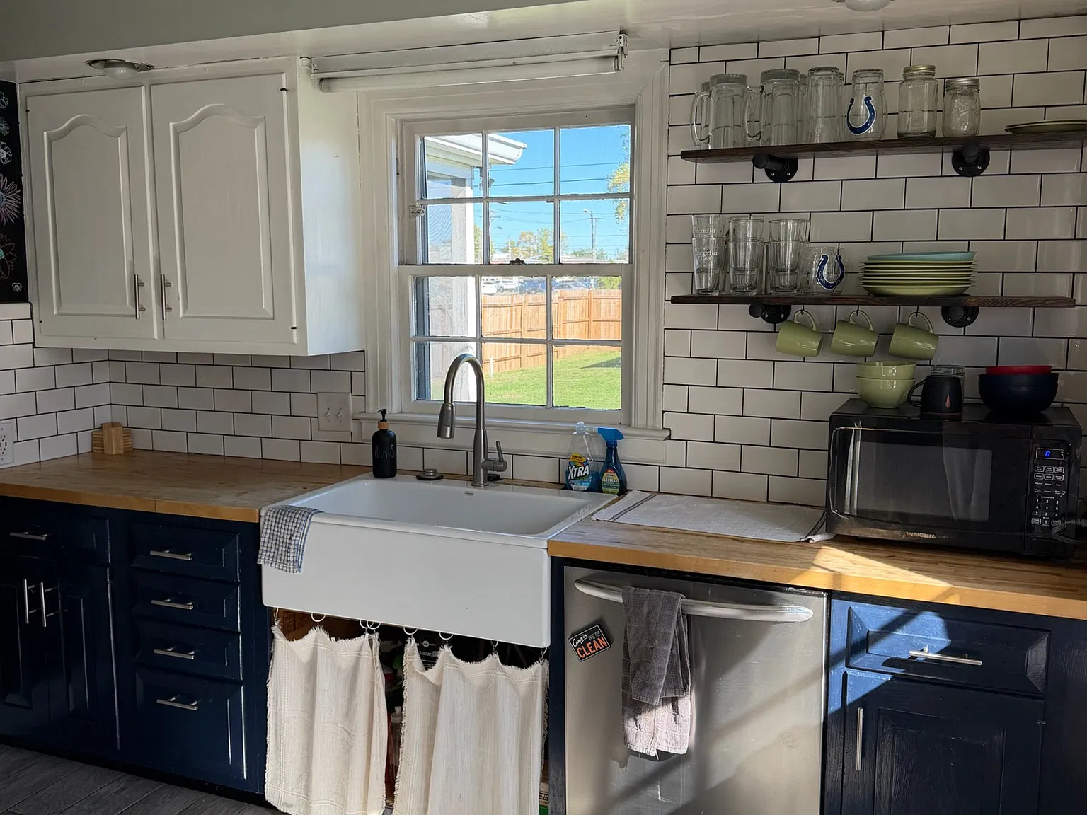 3 bed, 2756 sqft, $2,300 — Photo 4