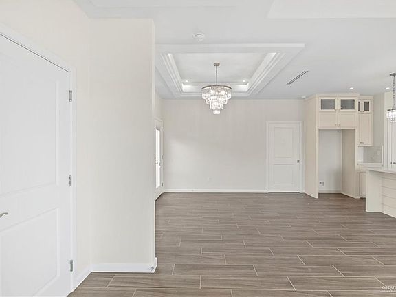 5th image of 3111 La Cienega