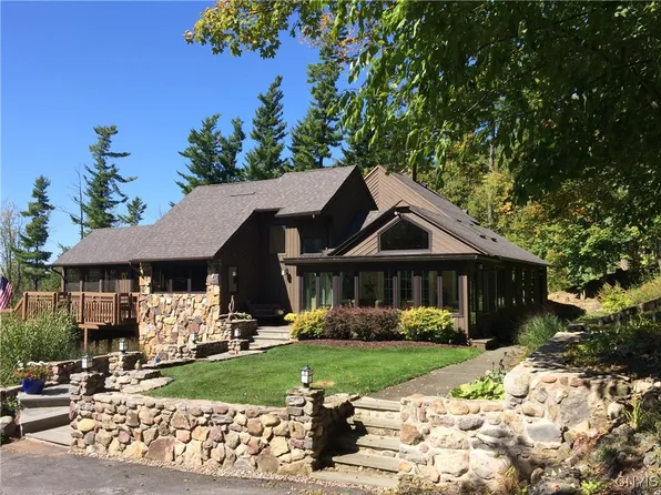 1929 Chard Rd, Cazenovia, NY 13035