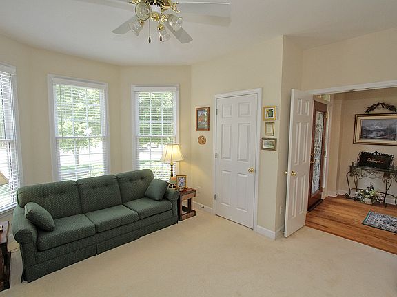 Study or Bedroom on Main