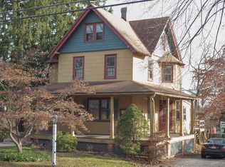 637 Conestoga Rd, Berwyn, PA 19312