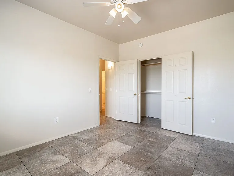638-642 E. Lester St. ( 638, 640, 642 ) — Photo 81