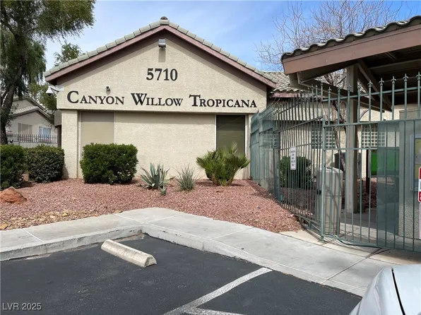5710 E Tropicana Ave Unit 2033, Las Vegas, NV 89122