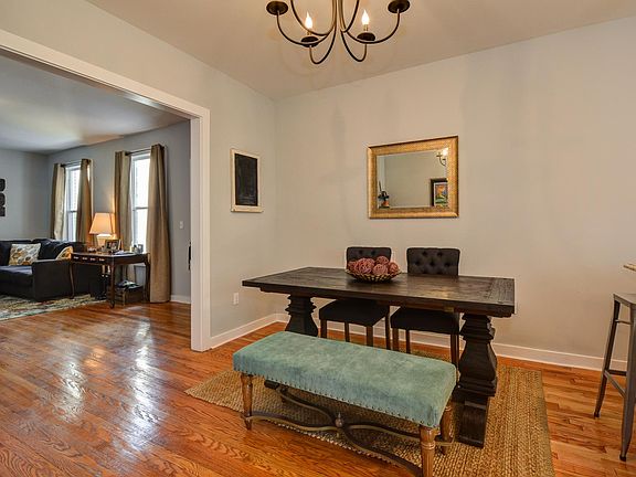 3rd image of 611 Madison St APT 302