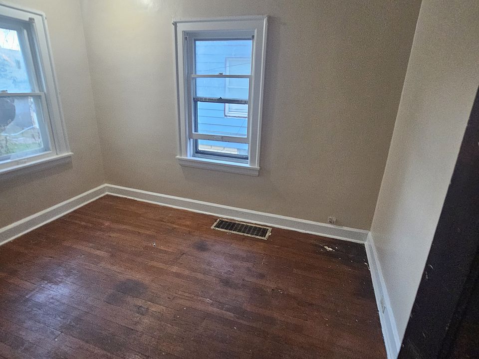 1st image of 8613 Jeffries Ave #1
