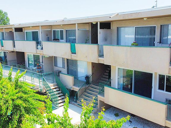 2nd image of 17320 Burbank Blvd #49