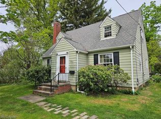 7959 State St, Garrettsville, OH 44231