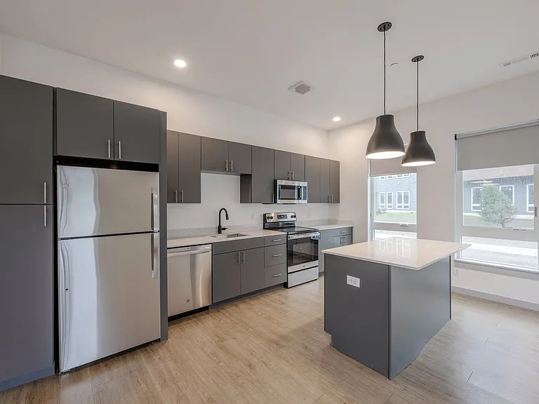 Seacoast Residences — Photo 5