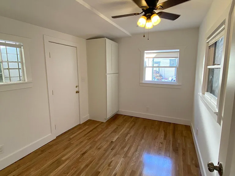 MASTER BEDROOM ALTERNATE VIEW